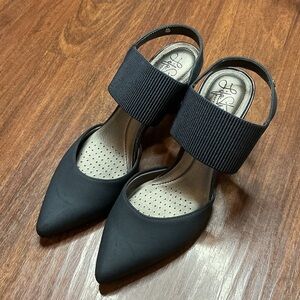 Black Women's Shoes with Elastic Strap